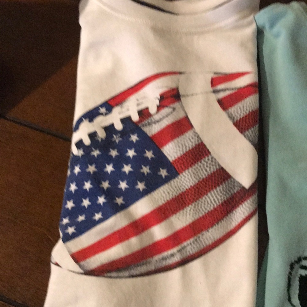 Shirts - Picture 2 of 4